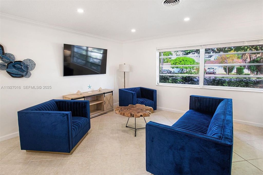 Luxury House for sale in Hollywood, 582 884 €, Photo 7