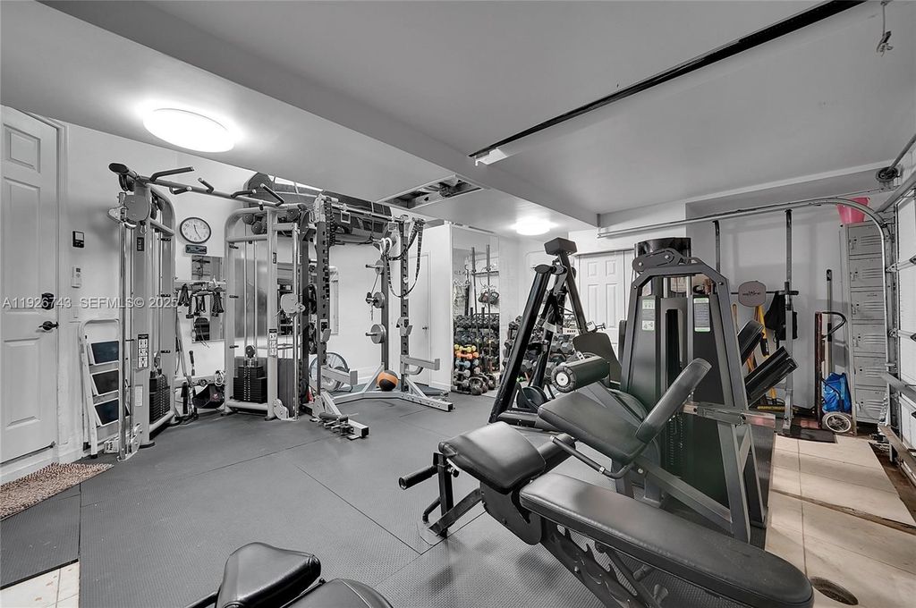 Luxury House for sale in Hollywood, 836 984 €, Photo 7