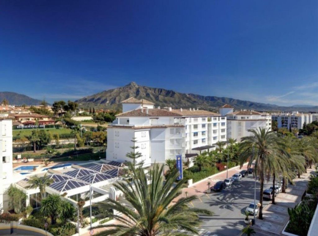 Luxury Apartment for sale in Marbella, 604 000 €, Photo 4