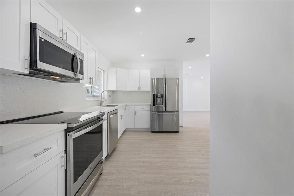 Luxury House for sale in Hollywood, 428 364 €, Photo 5