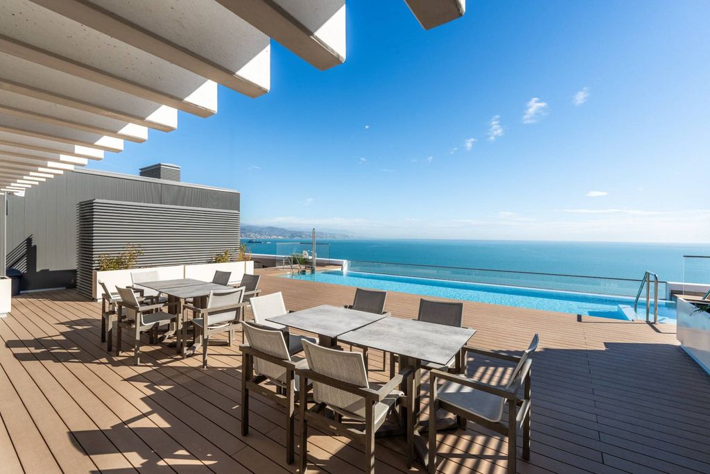 Luxury Apartment for sale in Málaga, 1 950 000 €, Photo 1