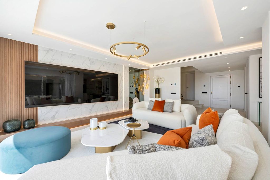 Luxury Apartment for sale in Marbella, 2 380 000 €, Photo 5