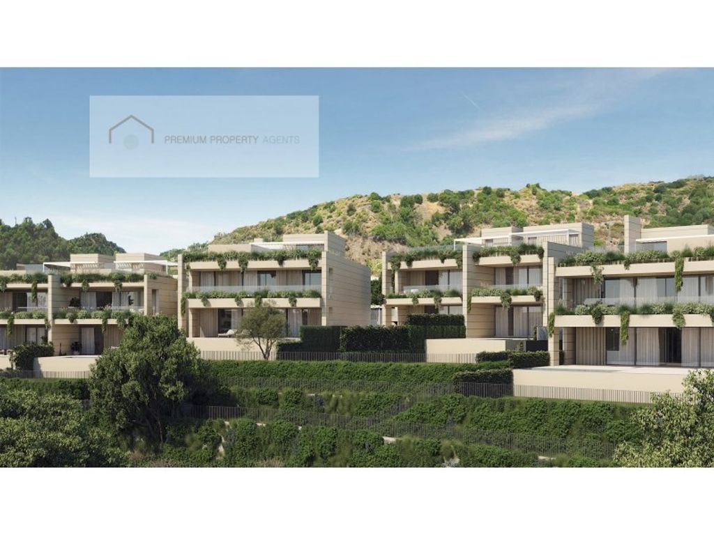 Maison de luxe à vendre à Marbella, 870 000 €, Photo 2