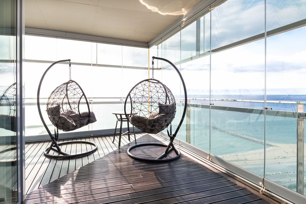 Luxury Apartment for sale in Barcelona, 2 250 000 €, Photo 1