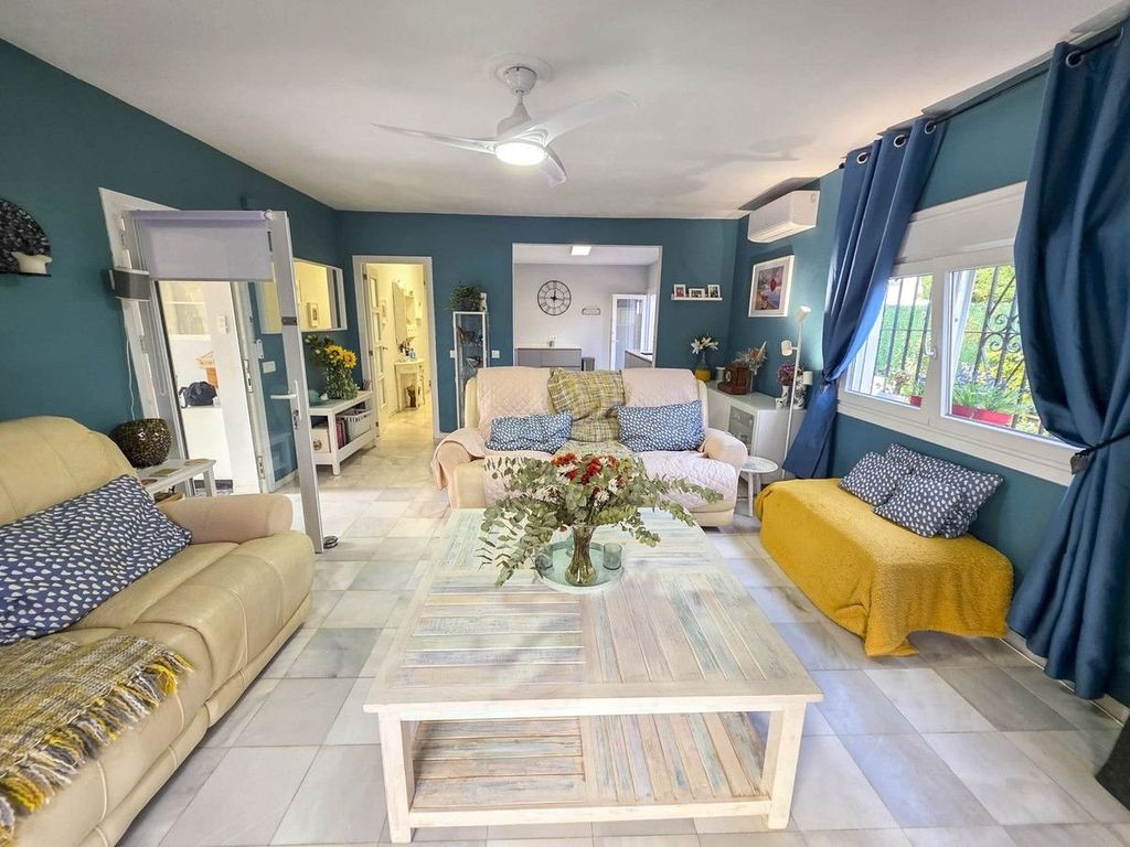 Luxury House for sale in Manilva, 860 000 €, Photo 6