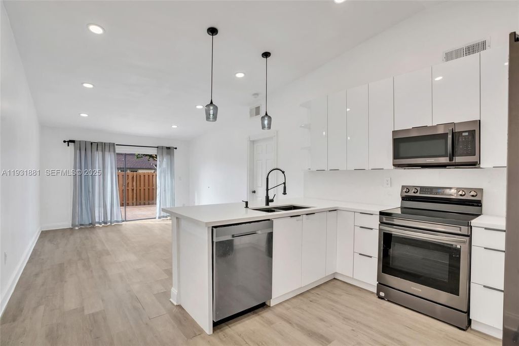 Luxury House for sale in Miami Terrace Mobile Home, 401 171 €, Photo 1