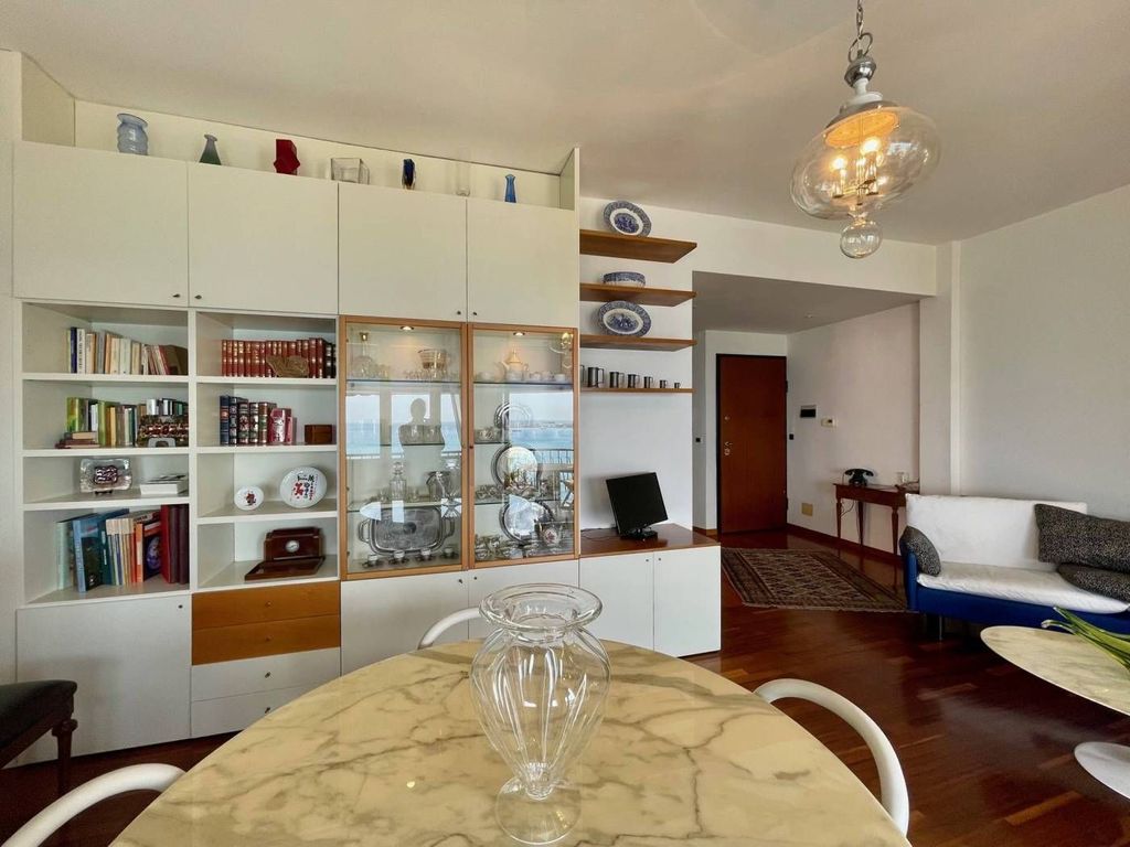 Luxury Apartment for sale in Sestri Levante, 1 350 000 €, Photo 5