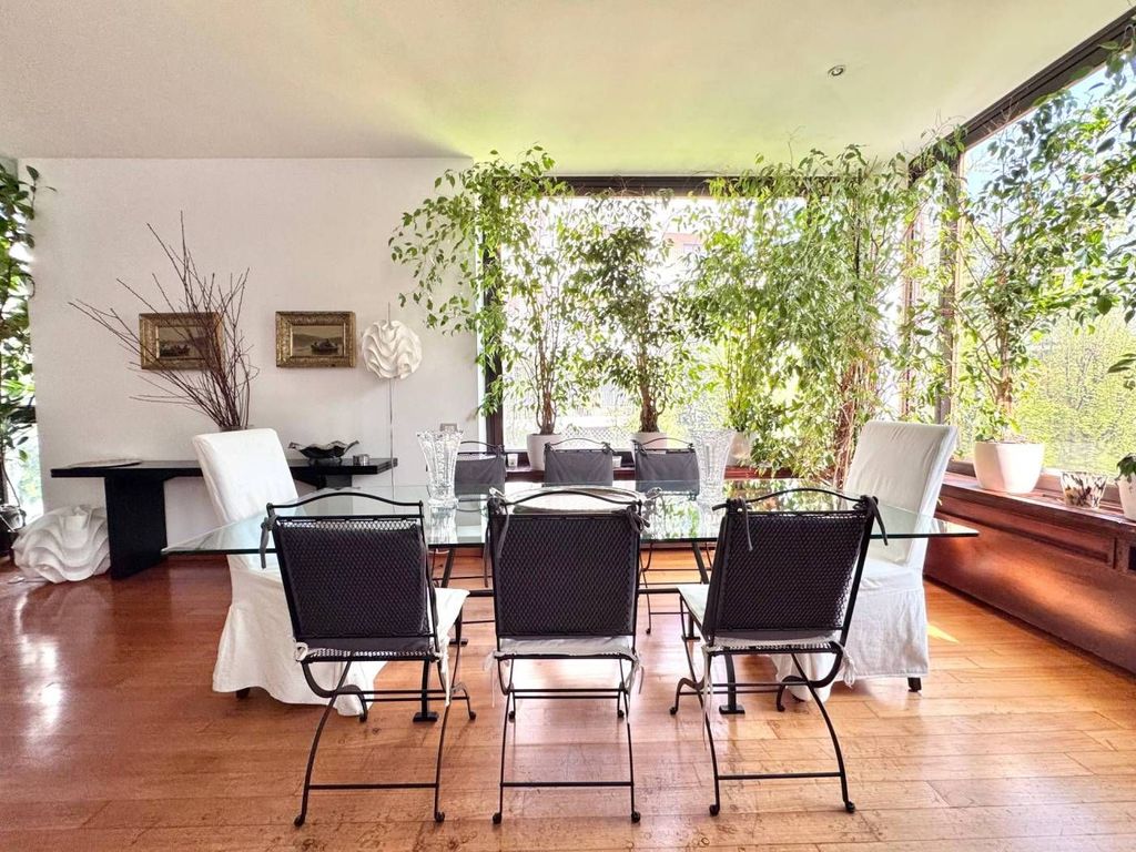 Luxury Apartment for sale in Milan, 1 490 000 €, Photo 1