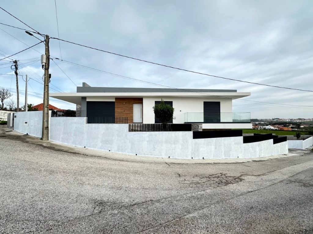 Maison de luxe à vendre à Torres Vedras, 690 000 €, Photo 1