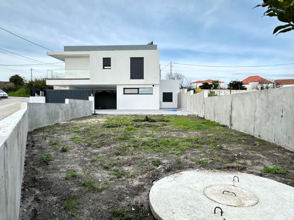 Maison de luxe à vendre à Torres Vedras, 690 000 €, Photo 2