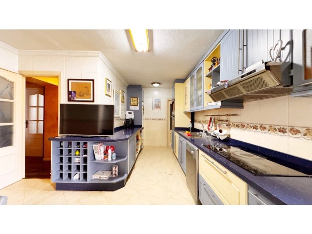 Luxury Apartment for sale in Ibiza, 575 000 €, Photo 2