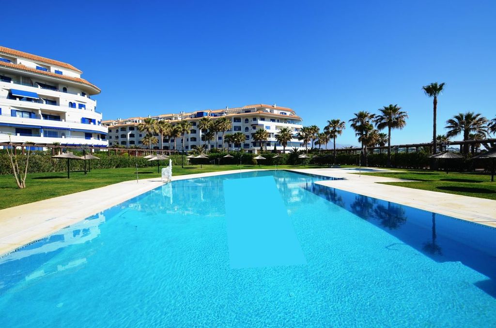 Appartement de luxe à vendre à San Luis de Sabinillas, 750 000 €, Photo 2