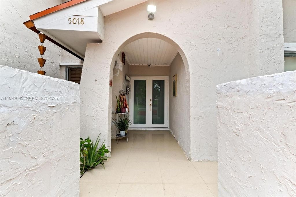 Luxury House for sale in Miami Terrace Mobile Home, 511 381 €, Photo 3