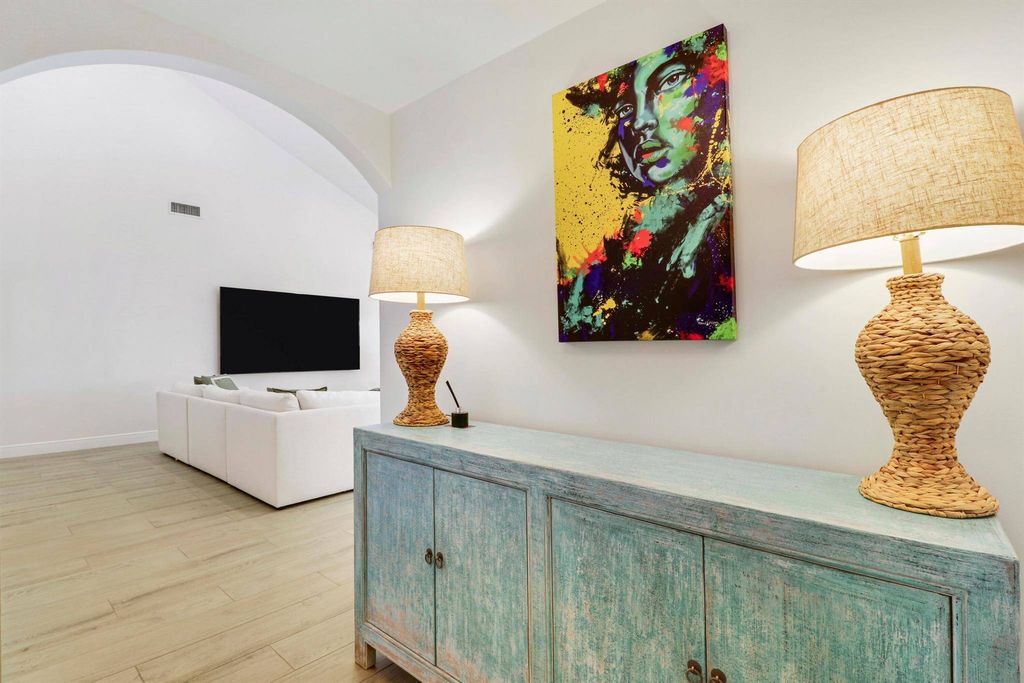 Luxury House for sale in Jupiter, 1 321 067 €, Photo 5