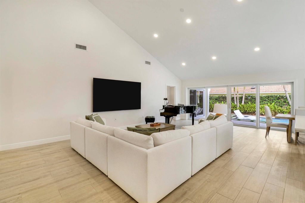 Luxury House for sale in Jupiter, 1 321 067 €, Photo 6