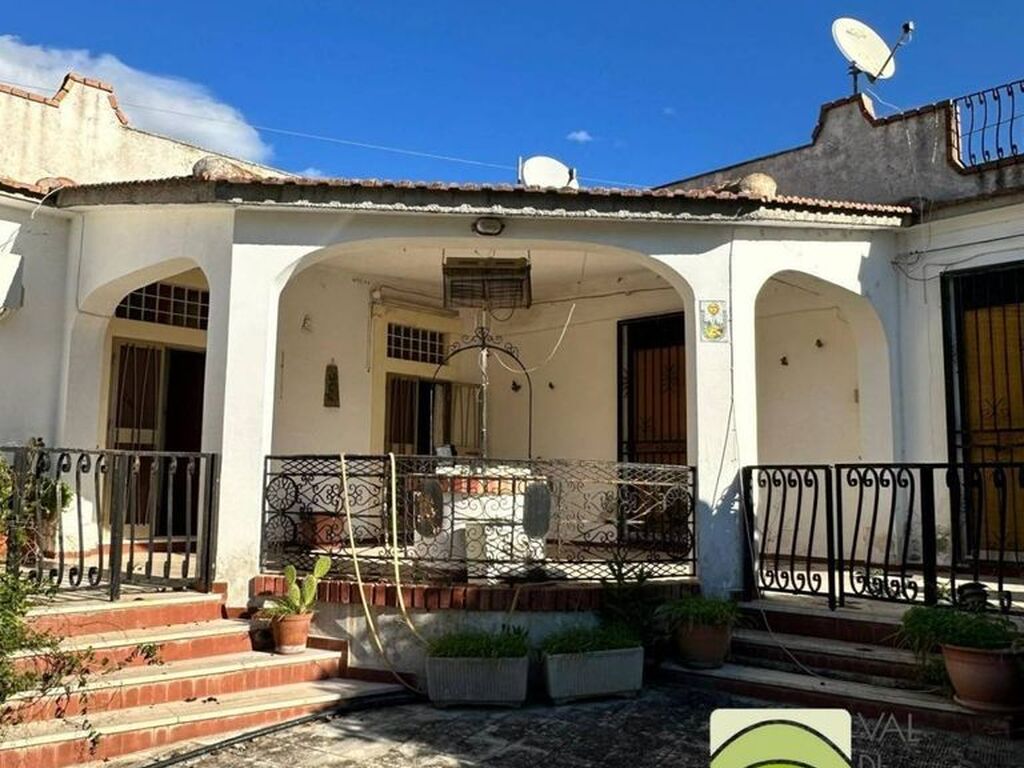 Maison de luxe à vendre à Noto, 930 000 €, Photo 2