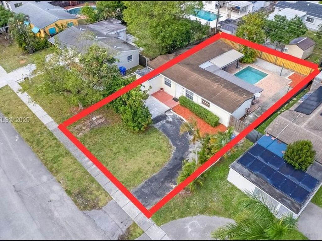 Luxury House for sale in Hollywood, 448 031 €, Photo 3