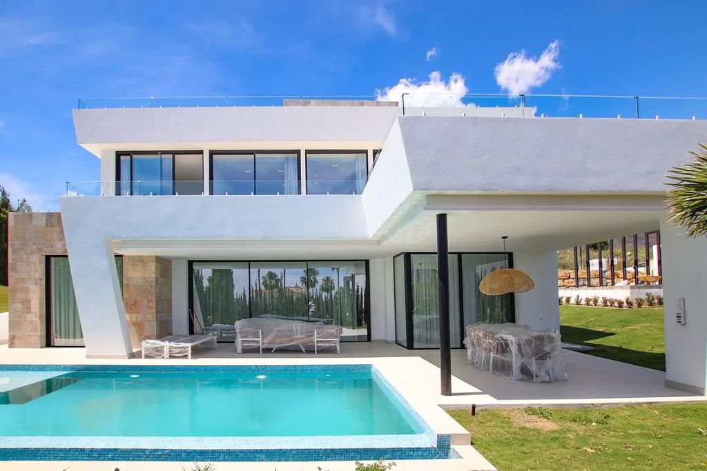 Maison de luxe à vendre à Estepona, 2 495 000 €, Photo 1