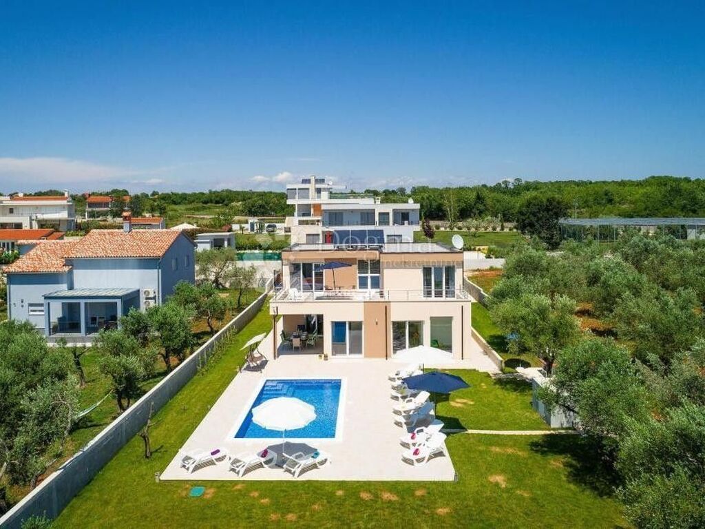 Maison de luxe à vendre à Vodnjan, 790 000 €, Photo 2