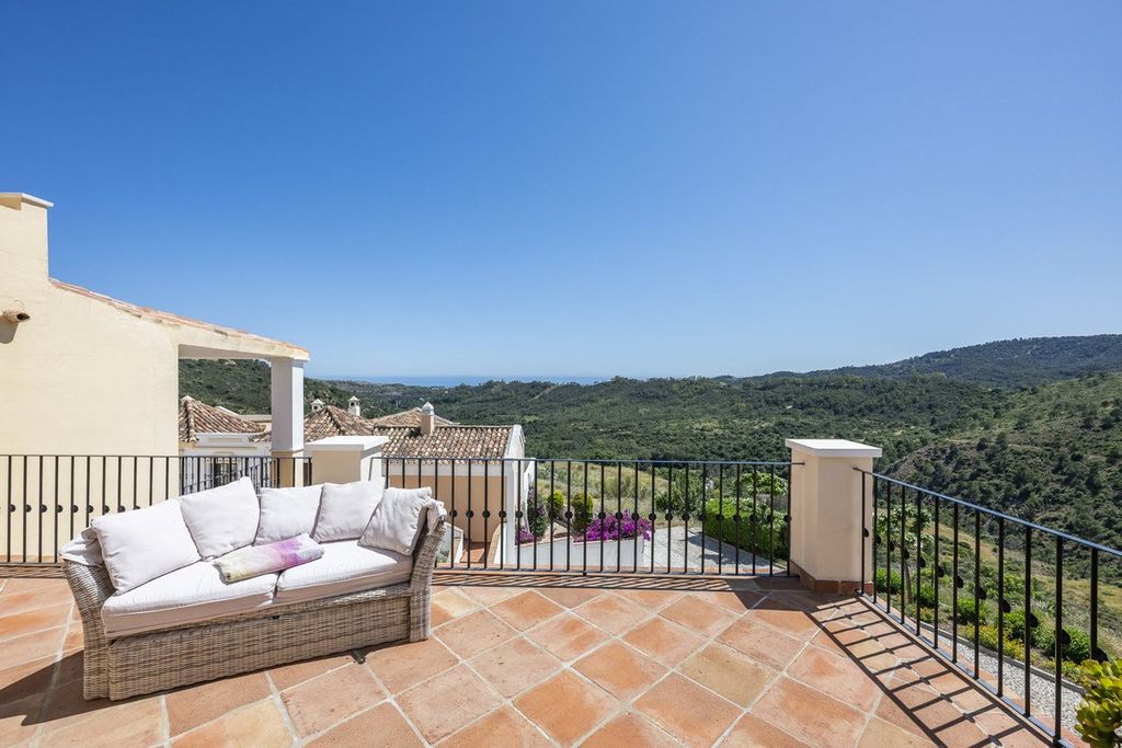 Luxury House for sale in Benahavís, 790 000 €, Photo 5