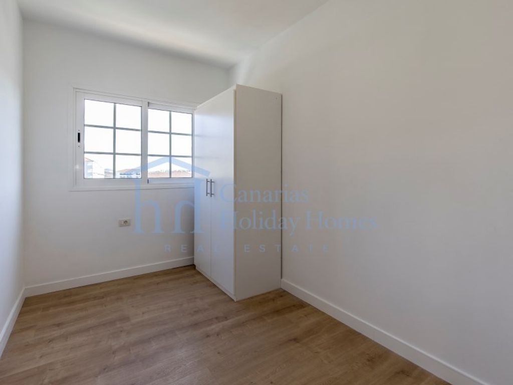 Luxury Apartment for sale in Arona, 400 000 €, Photo 5