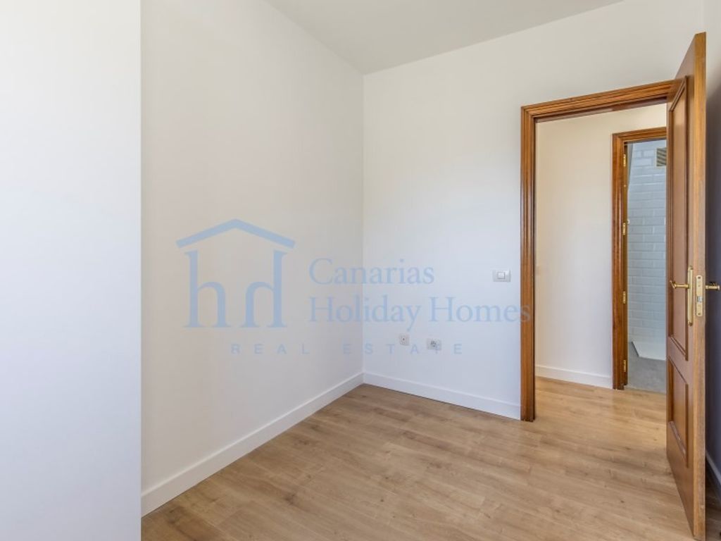 Luxury Apartment for sale in Arona, 400 000 €, Photo 6