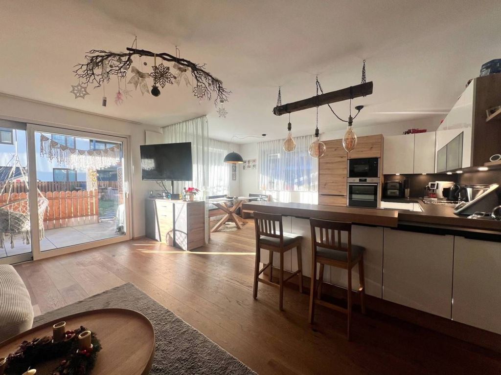 Luxury Apartment for sale in Brunico, 765 000 €, Photo 7