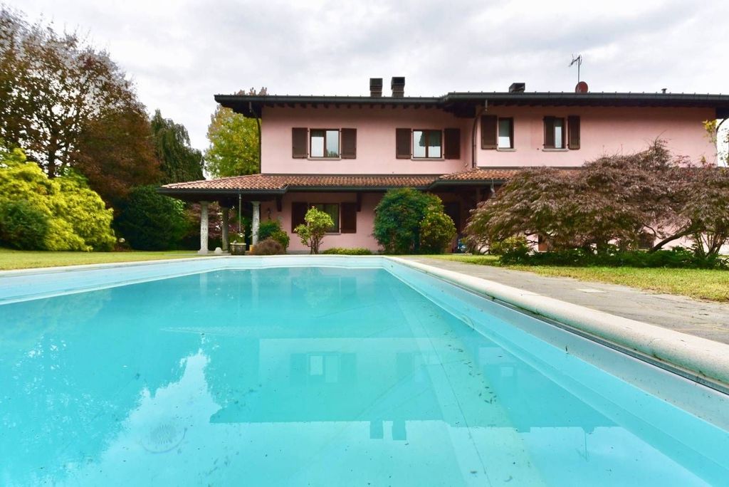 Luxury House for sale in Cantù, 1 230 000 €, Photo 5