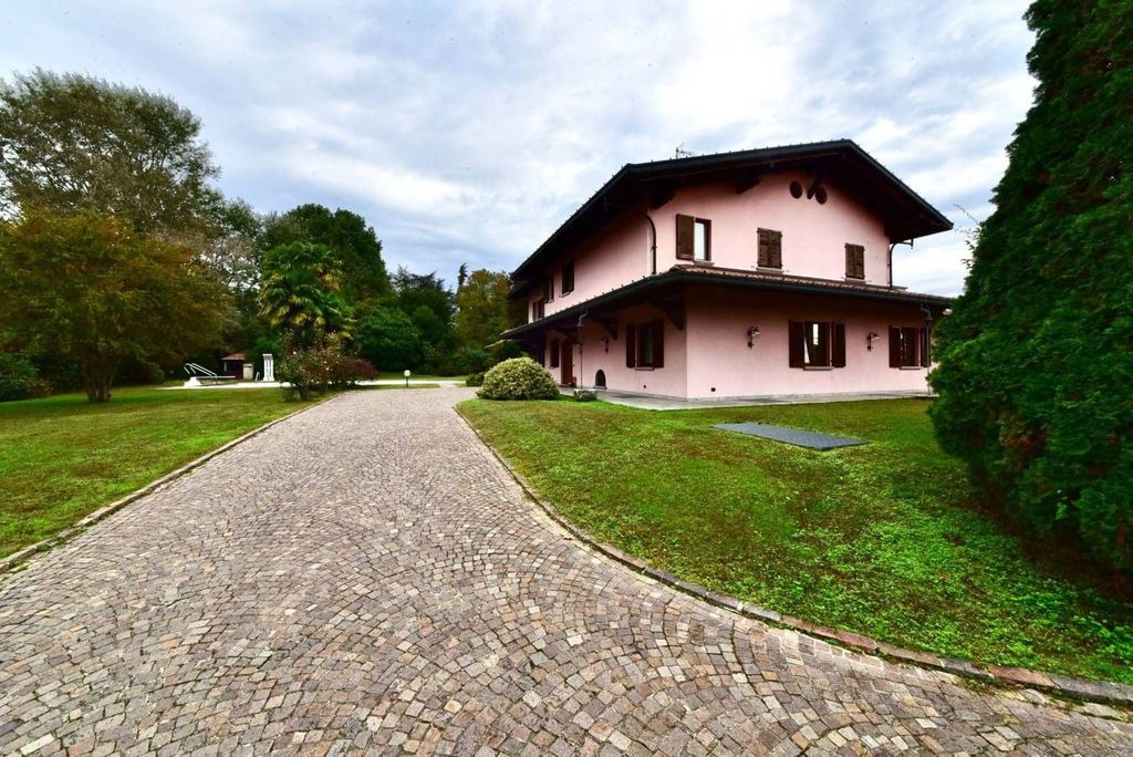 Luxury House for sale in Cantù, 1 230 000 €, Photo 7