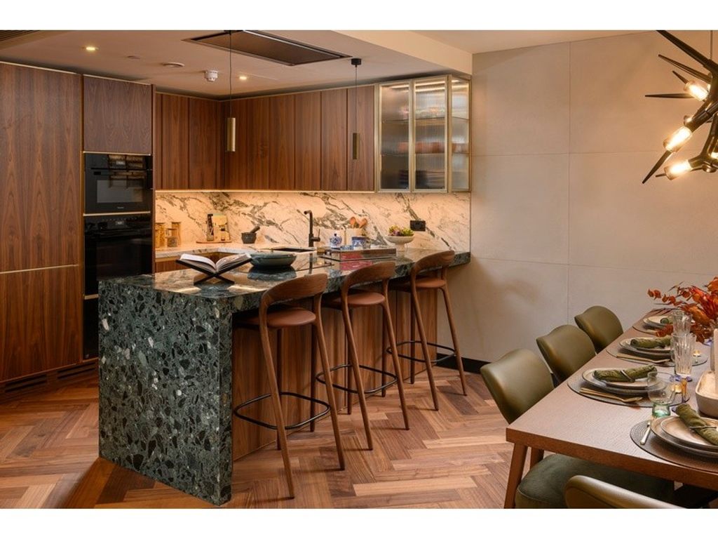 Appartement de luxe à vendre à London, 983 168 €, Photo 3