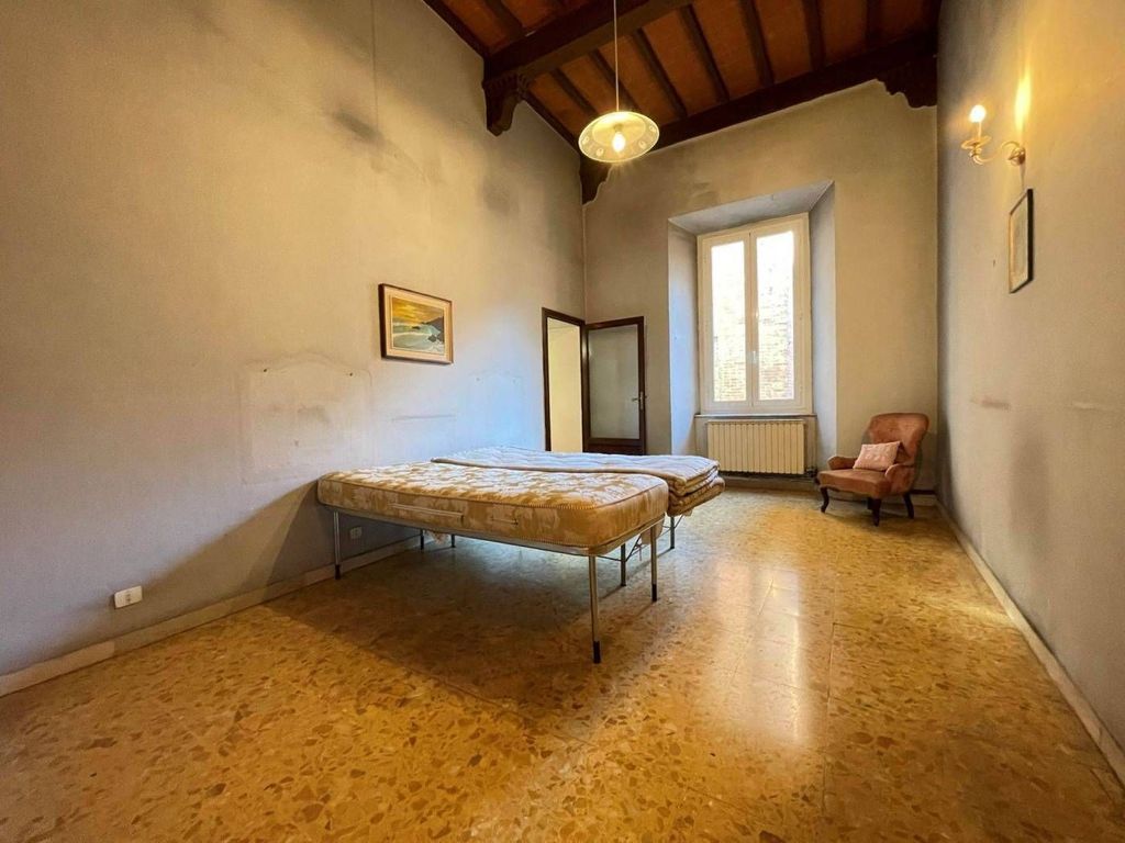 Luxury Apartment for sale in Siena, 549 000 €, Photo 5