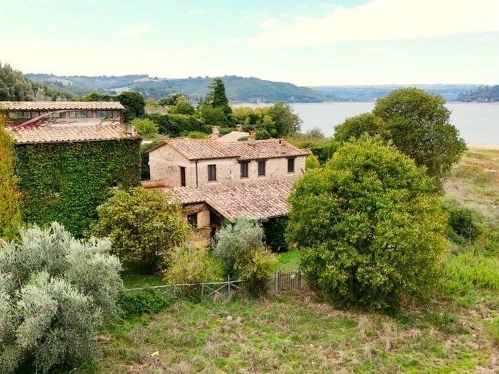 Maison de luxe à vendre à Baschi, 774 000 €, Photo 1