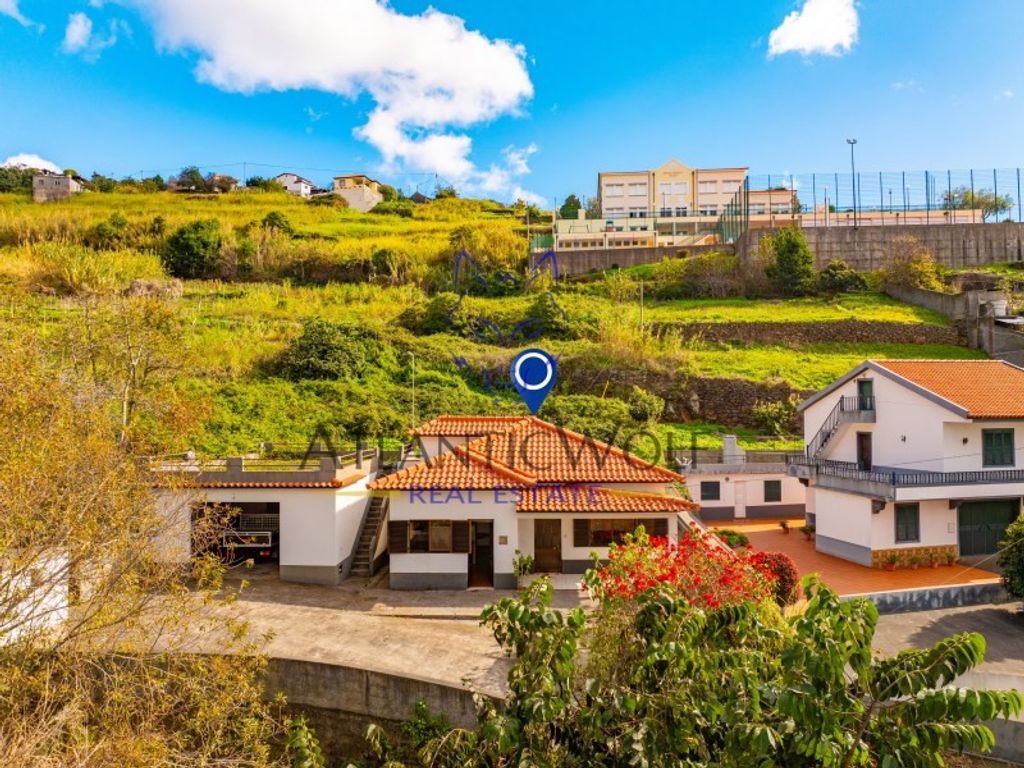 Luxury House for sale in Calheta, 675 000 €, Photo 2
