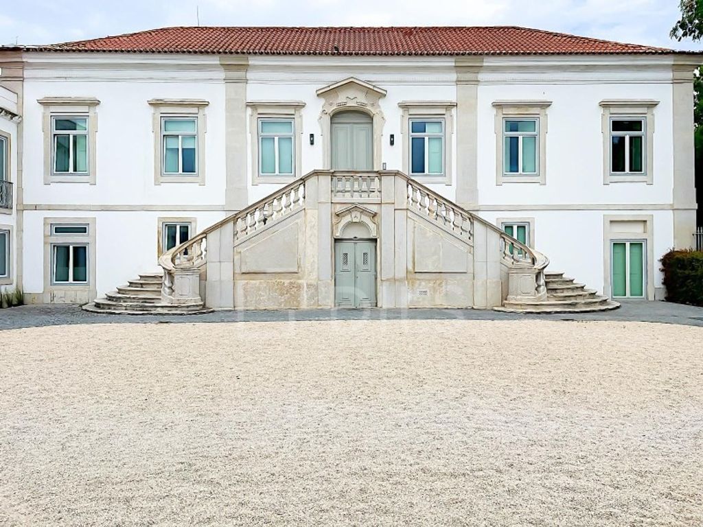 Luxury Apartment for sale in Lisbon, 2 550 000 €, Photo 2