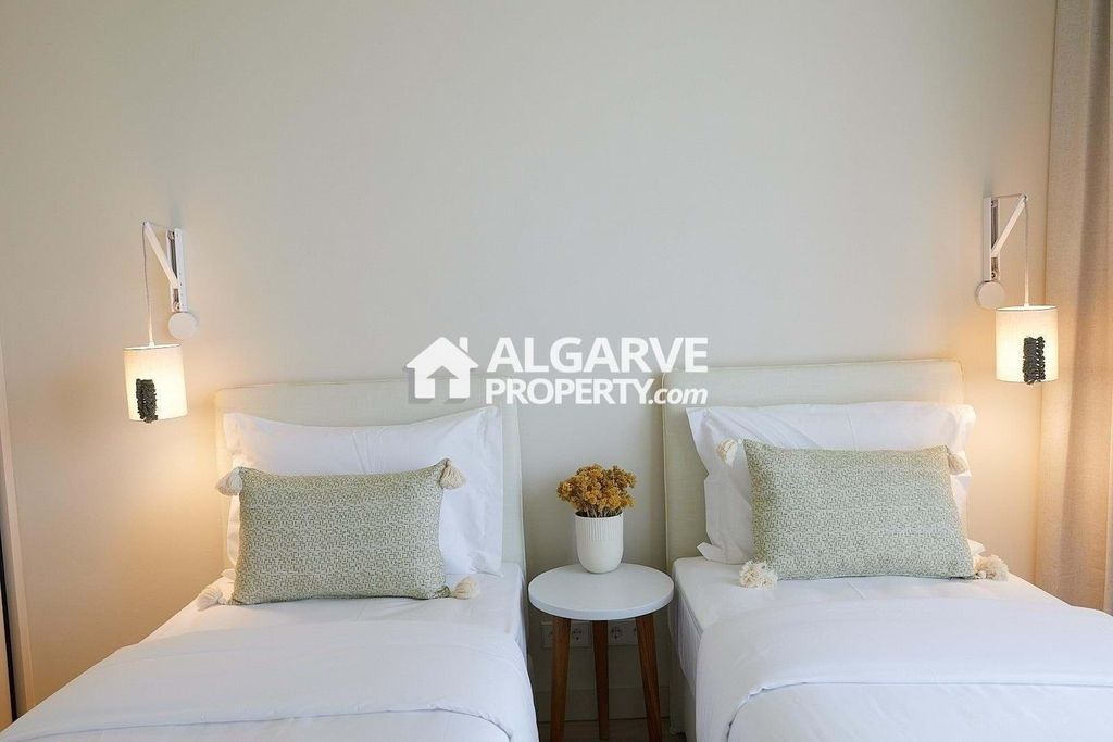 Luxury Apartment for sale in Porches, 600 000 €, Photo 4