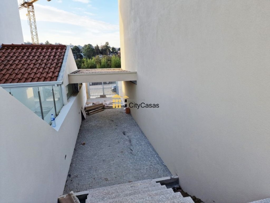 Luxury House for sale in Gondomar, 490 000 €, Photo 5