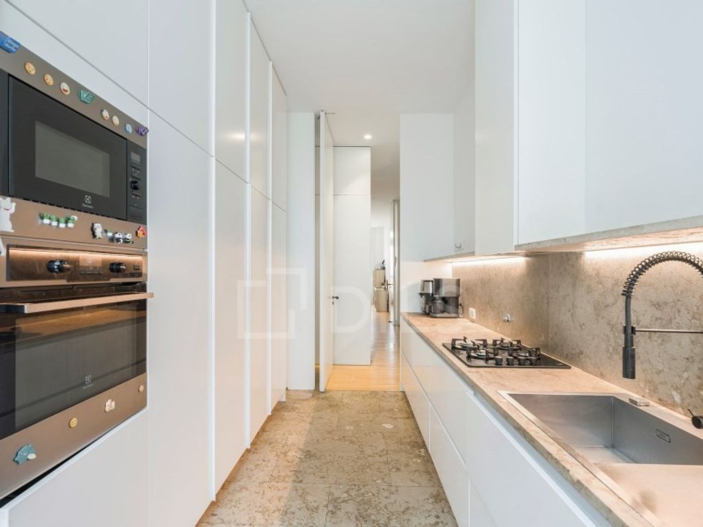 Luxury Apartment for sale in Lisbon, 2 550 000 €, Photo 7
