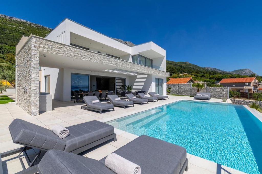 Maison de luxe à vendre à Split, 2 500 000 €, Photo 1