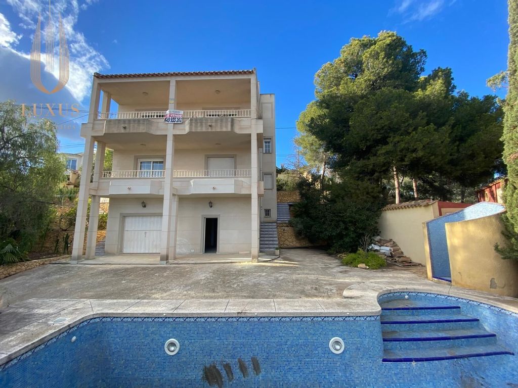 Maison de luxe à vendre à La Nucia, 525 000 €, Photo 1