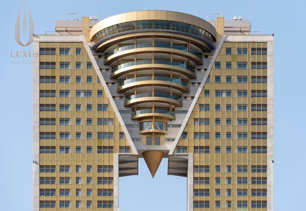 Luxury Apartment for sale in Benidorm, 435 000 €, Photo 1