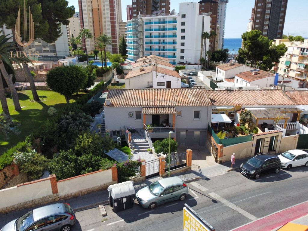 Luxury House for sale in Benidorm, 509 000 €, Photo 1