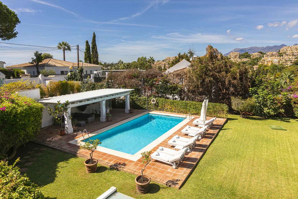 Maison de luxe à vendre à Elviria, 2 290 000 €, Photo 2