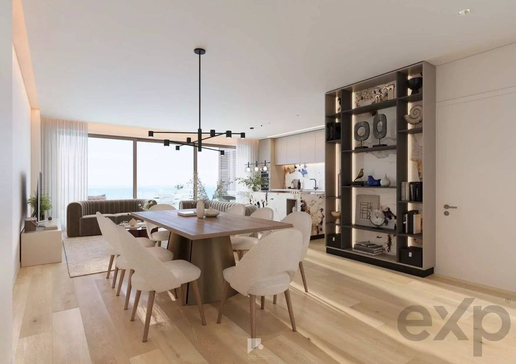 Luxury Apartment for sale in Arco Da Calheta, 950 000 €, Photo 4