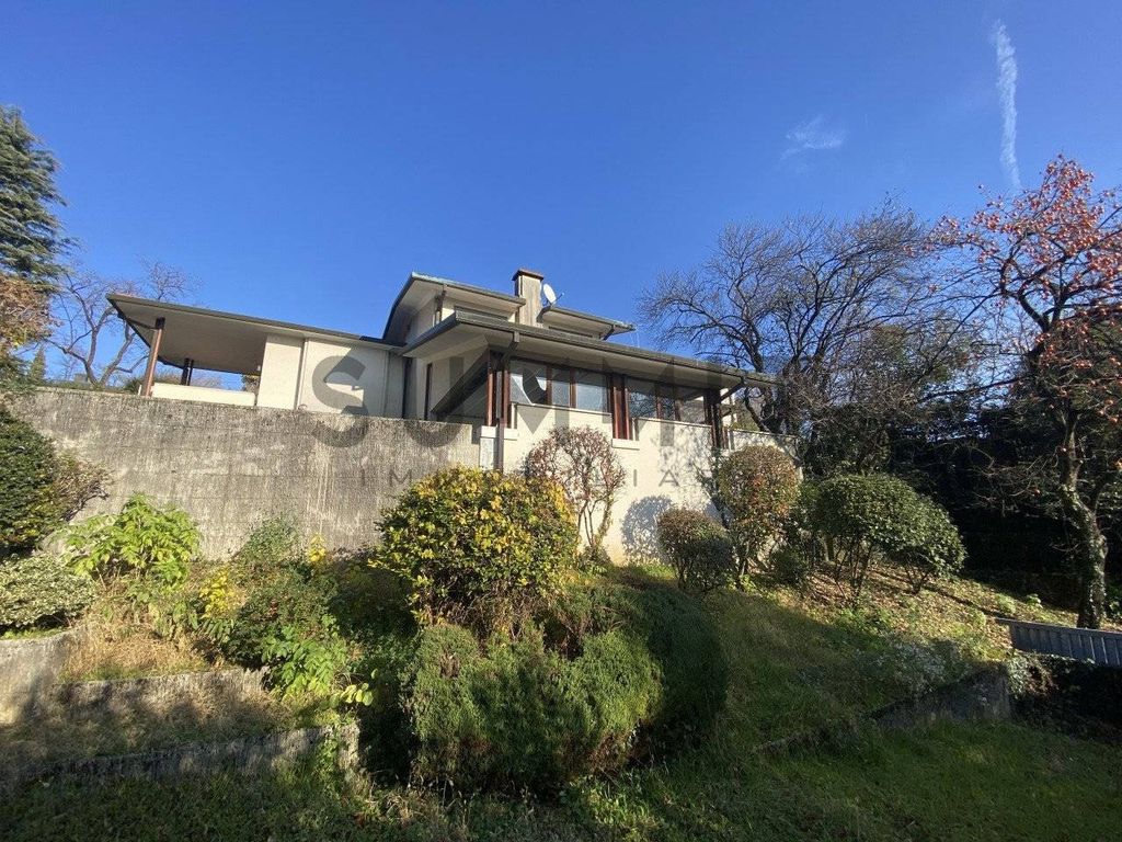 Luxury House for sale in Schio, 850 000 €, Photo 3