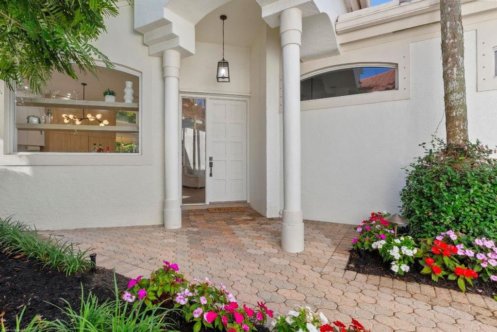 Luxury House for sale in Wellington, 1 674 916 €, Photo 3