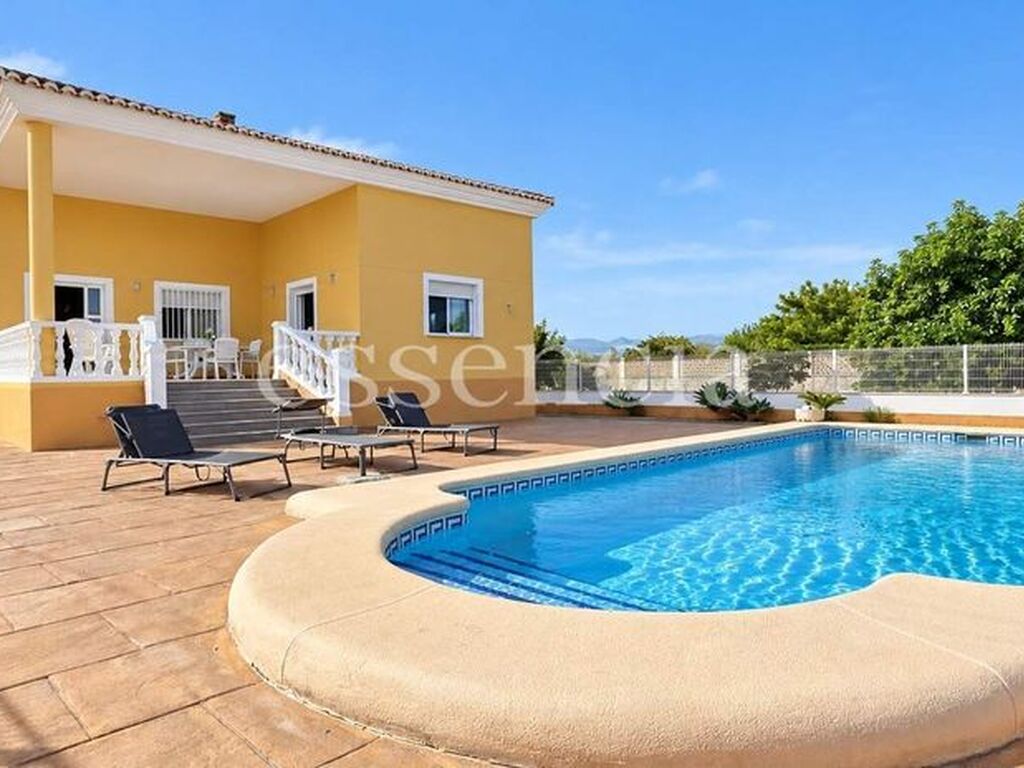 Maison de luxe à vendre à Oliva, 517 900 €, Photo 1