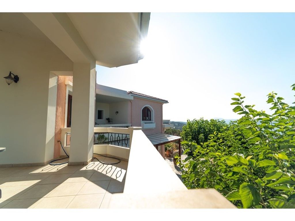 Maison de luxe à vendre à Pithári, 1 295 000 €, Photo 3