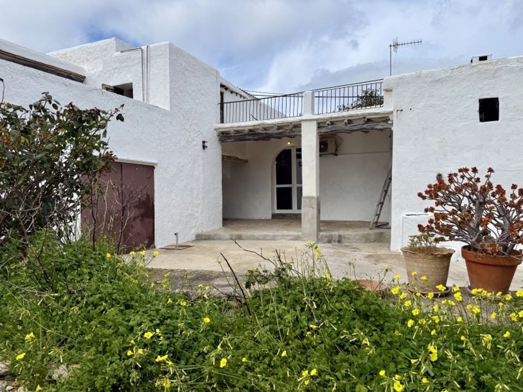 Maison de luxe à vendre à Sant Josep de Sa Talaia, 1 800 000 €, Photo 1