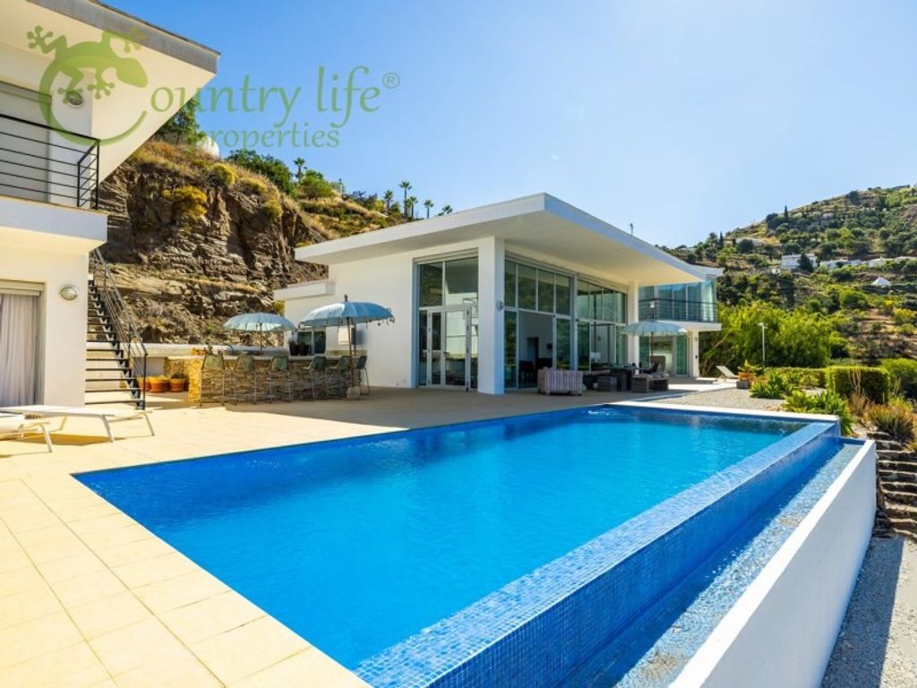 Luxury House for sale in Sayalonga, 1 350 000 €, Photo 3