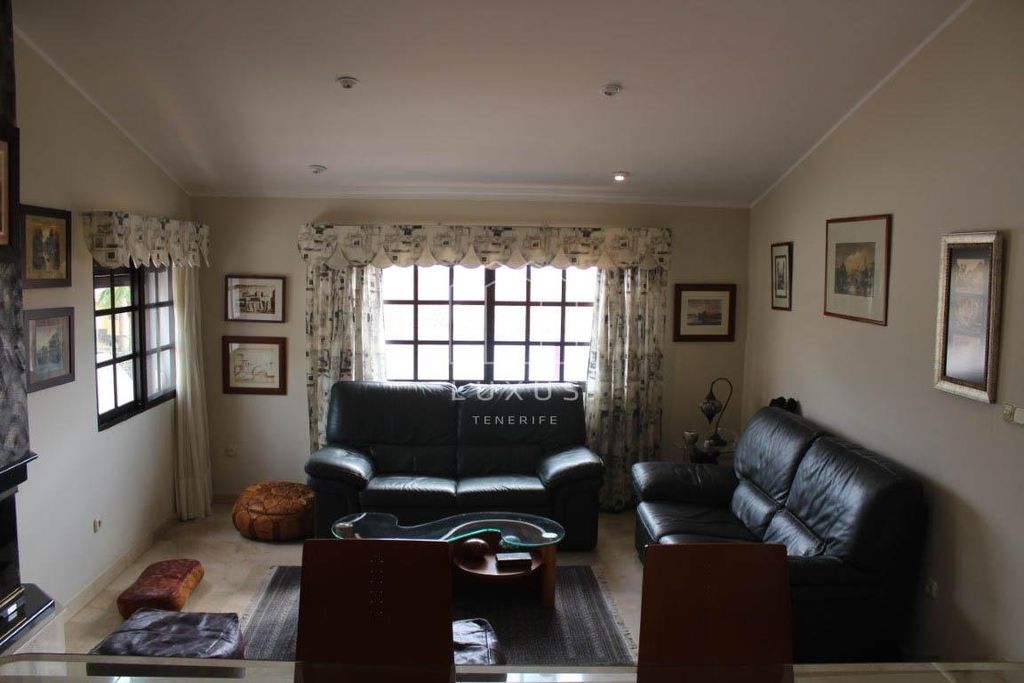 Luxury House for sale in Barranco Hondo, 899 000 €, Photo 3